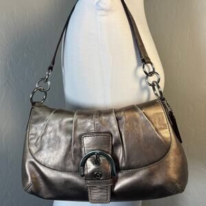 Vintage Coach Soho Metallic Bronze Leather Pleated Buckle Shoulder Bag F17217